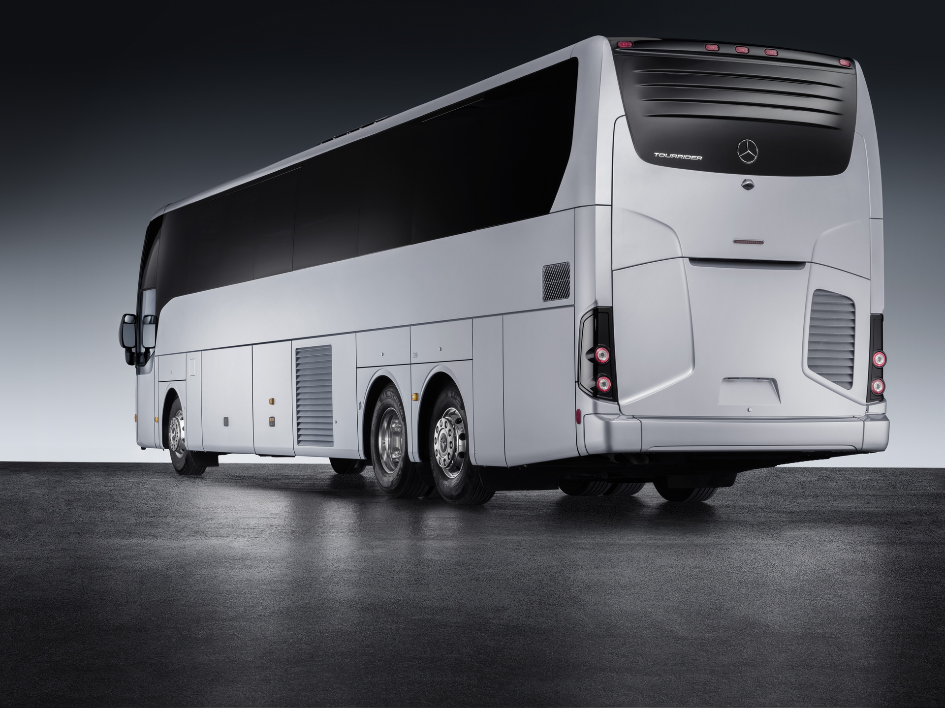 Mercedes coach bus (49 passengers)